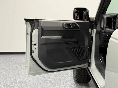 Used 2022 Ford Bronco 4-Door AWD/4WD image 13
