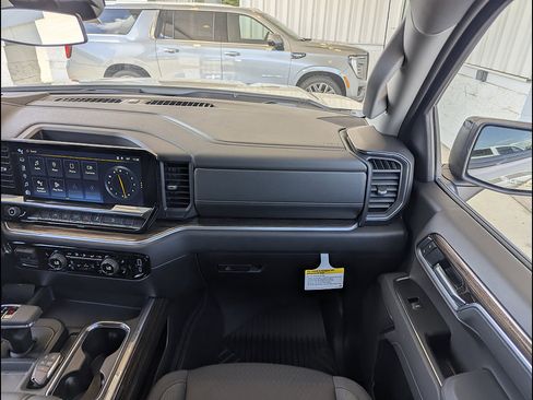 New 2026 Chevrolet Silverado 1500 RST w/ Z71 Off-Road Package AWD/4WD image 4