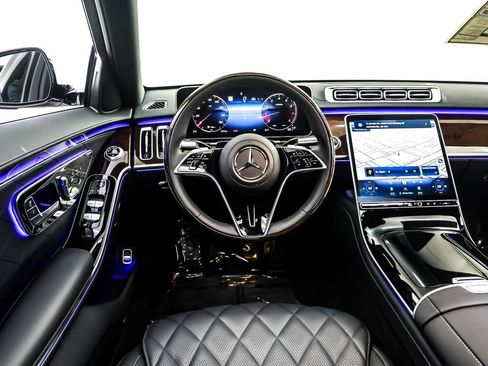 New 2026 Mercedes-Benz S 580 4MATIC Sedan image 4