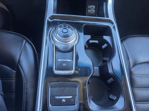 Used 2019 Ford Edge SEL w/ Equipment Group 201A image 16