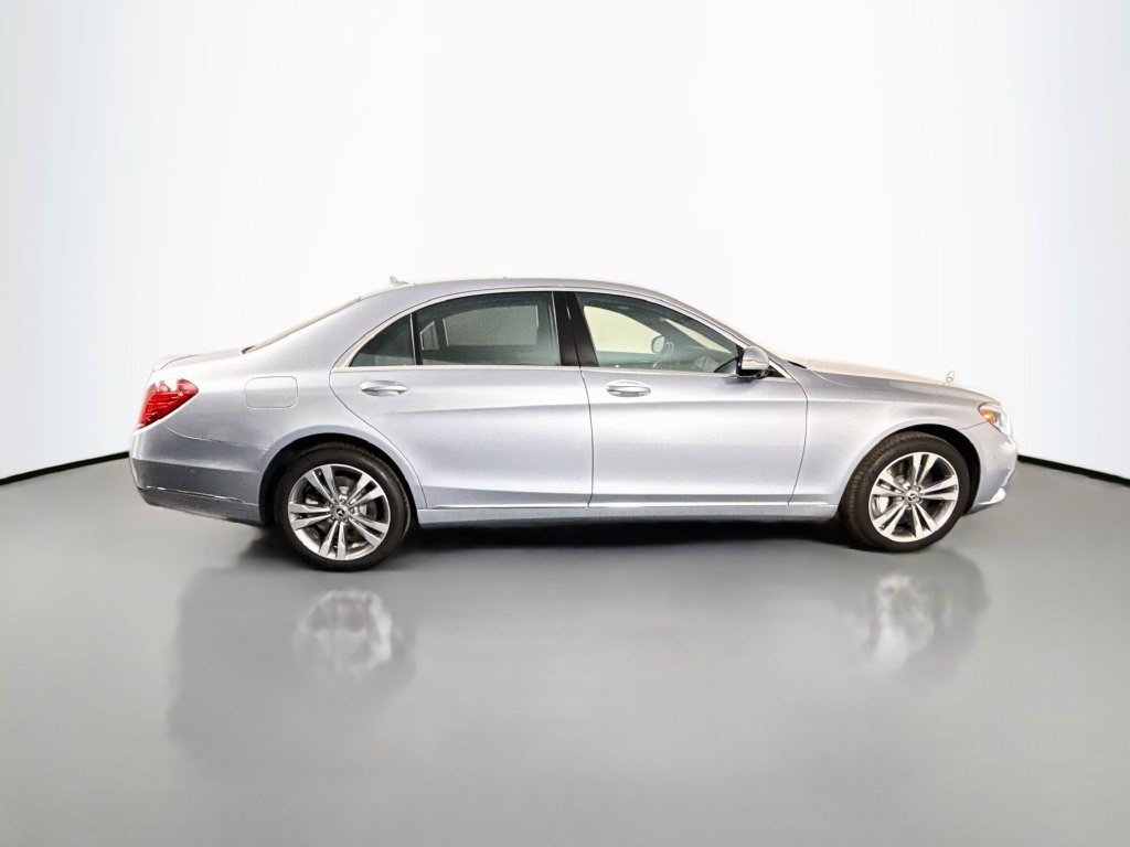 Used 2016 Mercedes-Benz S 550 4MATIC Sedan image 11
