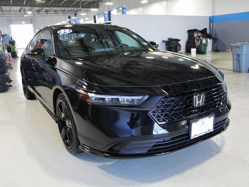 Certified 2024 Honda Accord Sport image 4