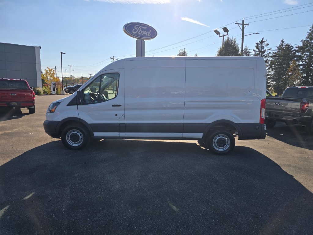 Used 2018 Ford Transit 250 148 Medium Roof RWD image 2