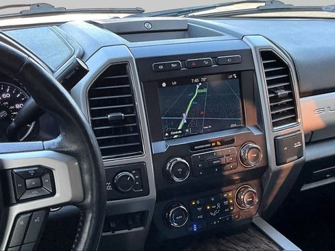 Used 2019 Ford F350 Lariat w/ Lariat Ultimate Package AWD/4WD image 7