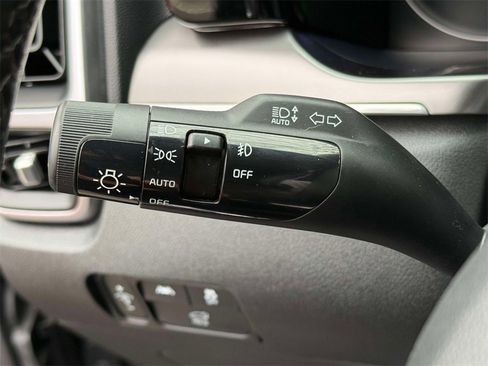 Used 2023 Kia Sorento EX image 32