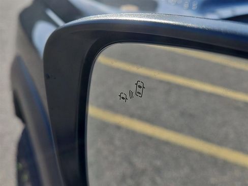 New 2026 Nissan Frontier PRO-4X w/ Tow Package image 6