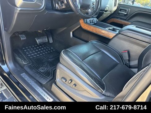 Used 2017 Chevrolet Silverado 2500 High Country w/ Duramax Plus Package image 99
