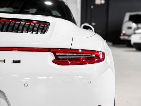 Used 2017 Porsche 911 Targa 4 AWD/4WD image 59