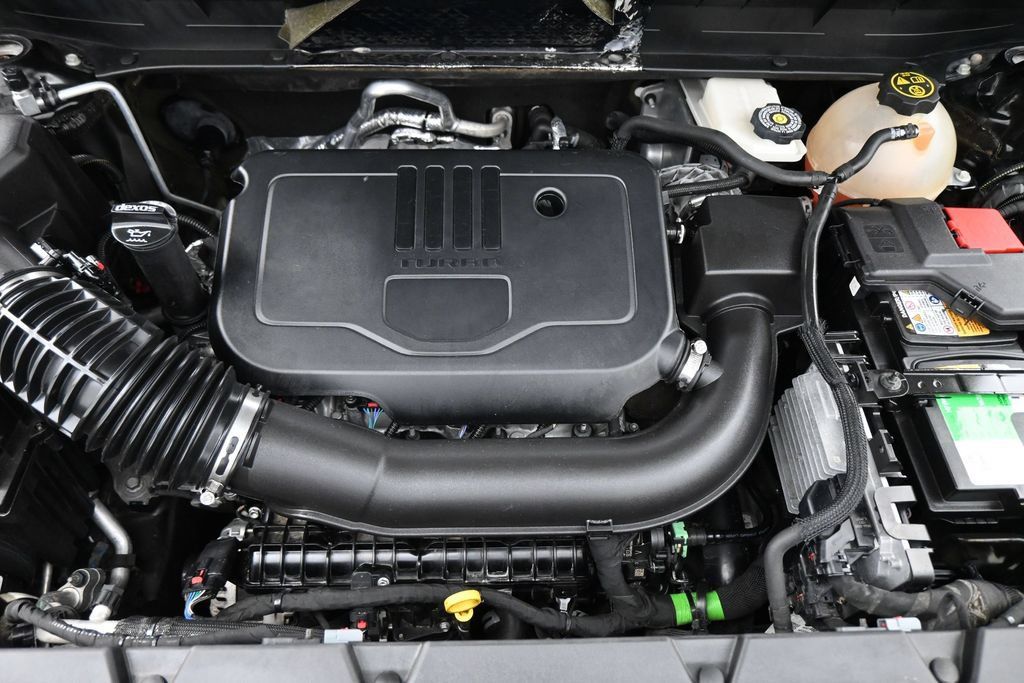 Used 2023 GMC Acadia SLE FWD image 20
