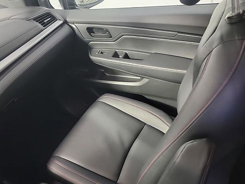 Certified 2023 Honda Odyssey Sport image 22