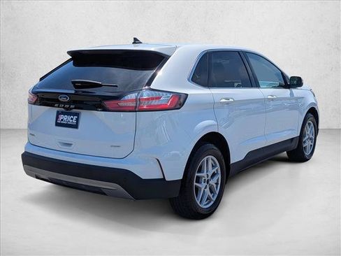 Used 2024 Ford Edge SEL AWD/4WD image 5