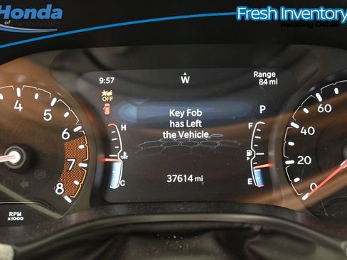 Used 2025 Jeep Compass Latitude AWD/4WD image 15