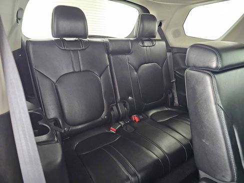 Used 2024 Honda Pilot Elite image 12