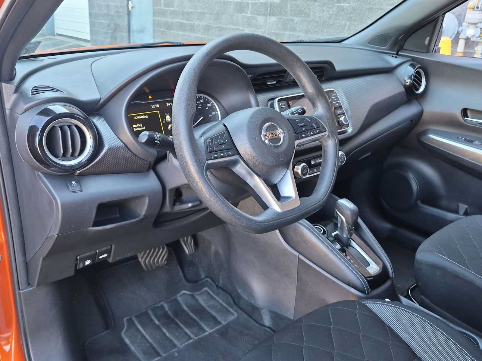 Used 2019 Nissan Kicks SV FWD image 10