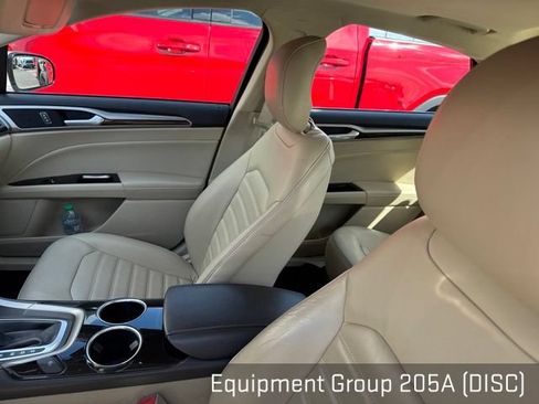 Used 2013 Ford Fusion SE FWD image 9