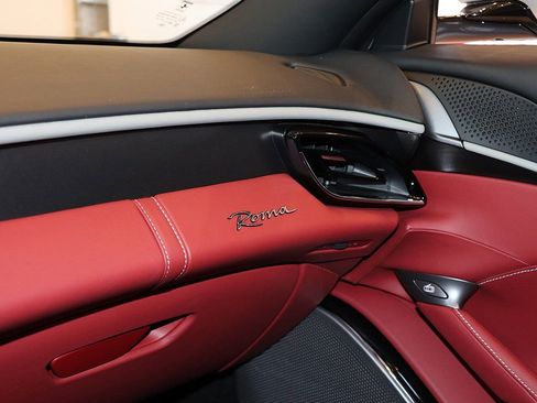 Certified 2021 Ferrari Roma image 98