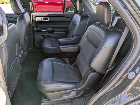 Used 2022 Ford Explorer ST-Line image 21