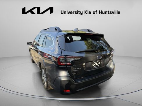 Used 2024 Subaru Outback Premium image 5