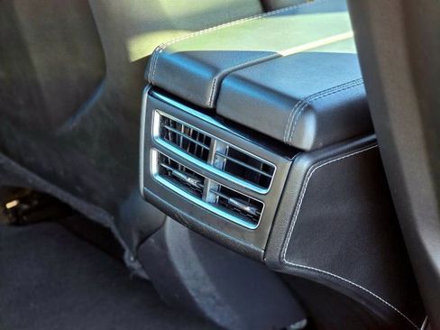 Used 2015 Tesla Model S 85D image 40