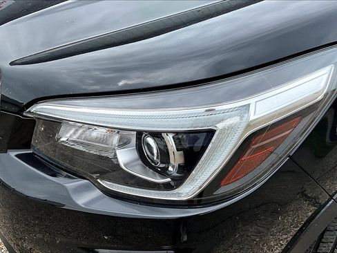 Used 2020 Subaru Forester Touring image 27