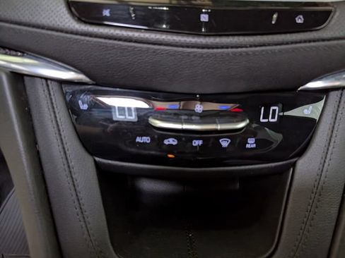 Used 2021 Cadillac XT5 Sportv w/ LPO, Floor Liner Package AWD/4WD image 23
