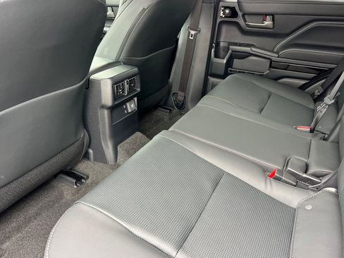 New 2026 Toyota 4Runner Limited AWD/4WD image 5