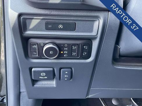 Used 2025 Ford F150 Raptor AWD/4WD image 16