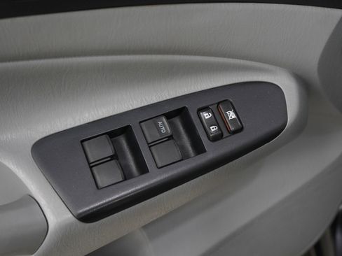 Used 2012 Toyota Tacoma 4x4 Double Cab image 18
