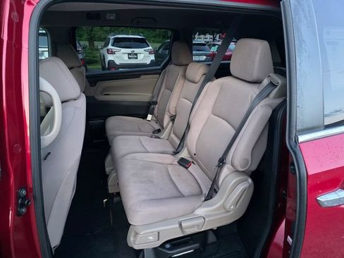 Used 2022 Honda Odyssey EX image 17