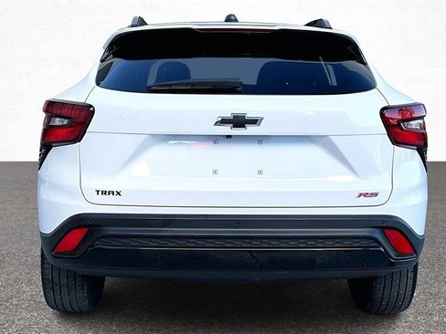 Used 2025 Chevrolet Trax RS w/ Driver Confidence Package image 6