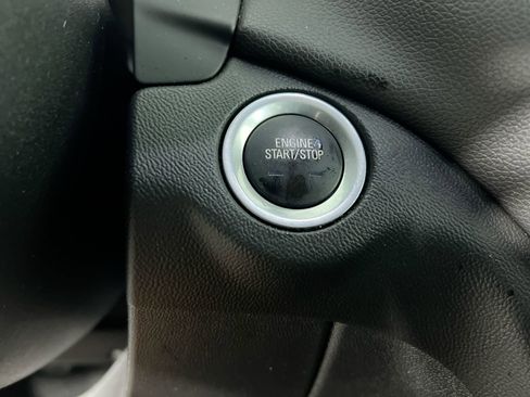 Used 2019 Chevrolet Equinox LT image 21