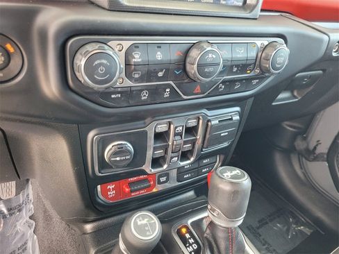 Used 2019 Jeep Wrangler Unlimited Rubicon image 26