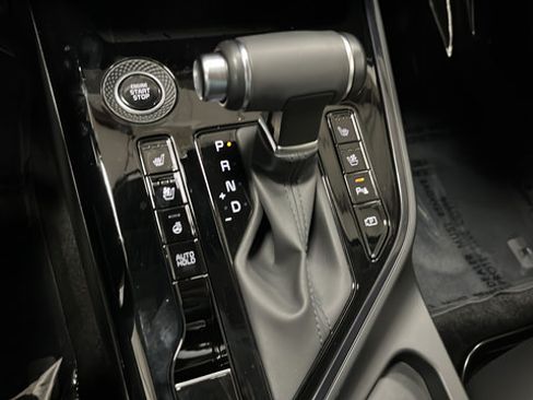 Used 2025 Kia Niro FWD image 19