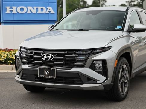 Used 2025 Hyundai Tucson SEL AWD/4WD image 2