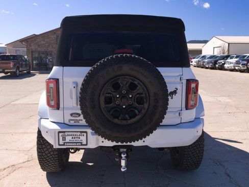 Used 2022 Ford Bronco Wildtrak image 4