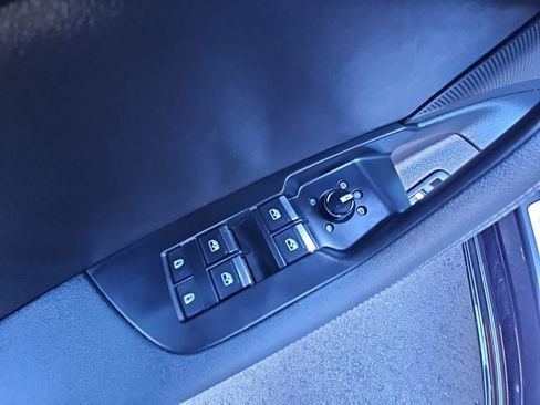 Used 2024 Audi A6 Premium Plus image 28