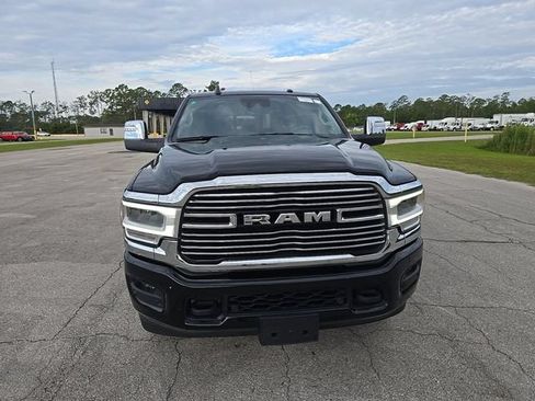 Used 2024 RAM 2500 Laramie w/ Safety Group AWD/4WD image 3