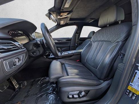 Used 2022 BMW M760i xDrive w/ Luxury Rear Seating Package image 14
