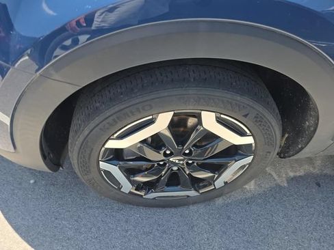Certified 2023 Kia Telluride S w/ S Sunroof Package AWD/4WD image 2