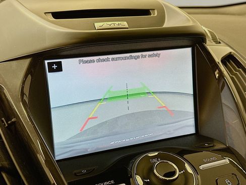 Used 2016 Ford Escape Titanium AWD/4WD image 23