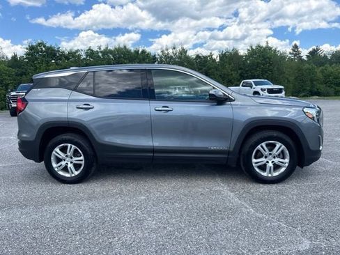 Used 2020 GMC Terrain SLE AWD/4WD image 9