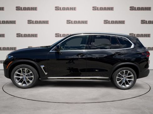 New 2026 BMW X5 xDrive40i w/ Climate Comfort Package AWD/4WD image 2