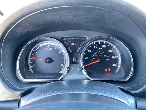 Used 2018 Nissan Versa SV FWD image 27