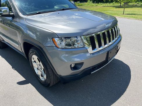 Used 2012 Jeep Grand Cherokee Limited AWD/4WD image 6