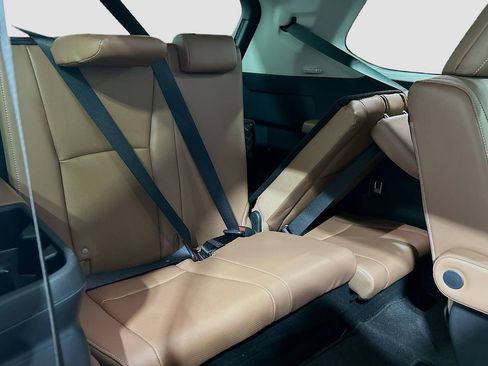 New 2026 Toyota Grand Highlander Platinum image 28