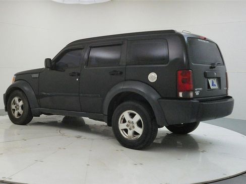 Used 2008 Dodge Nitro SXT image 6