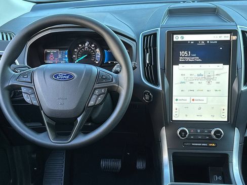 New 2024 Ford Edge SE w/ Black Appearance Package AWD/4WD image 16