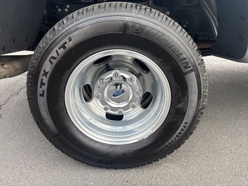 Used 2024 Ford F350 XLT w/ 360-Degree Camera Package image 9