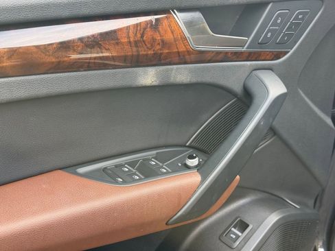 Used 2018 Audi Q5 Premium Plus w/ Premium Plus Package image 14