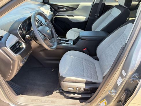 Used 2024 Chevrolet Equinox LT FWD image 5